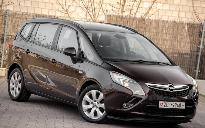 Opel Zafira cena 39900 przebieg: 199111, rok produkcji 2015 z Radom małe 704